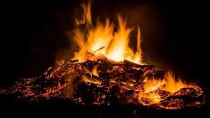 “ಚಿತೆಗೆ ಬೆಂಕಿ ಹಚ್ಚುವಾಗ ಕೈ ಕಂಪಿಸದಿರಲಿ”  