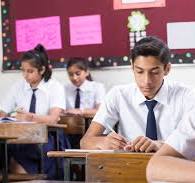 ವಿದ್ಯಾರ್ಥಿಗಳಲ್ಲಿ ಪರೀಕ್ಷಾ ಒತ್ತಡ ತಗ್ಗಿಸುವಲ್ಲಿ ಹೆತ್ತವರ ಪಾತ್ರ 