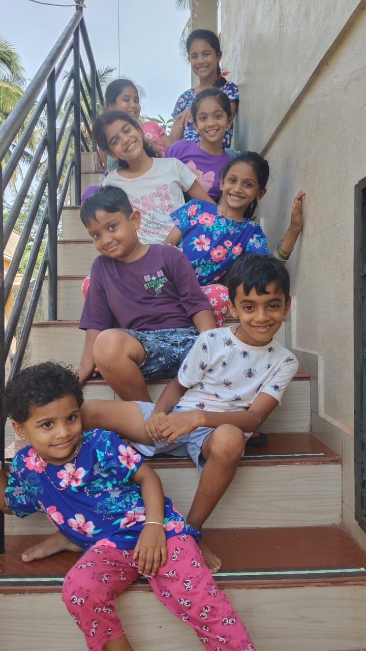 ಮೌಲ್ಯಯುತ ಪುಷ್ಪಗಳಾಗೋಣ