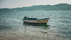 ತೇಲುವ ತೆಪ್ಪ