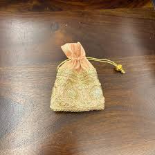 ಪ್ರಾಮಾಣಿಕತೆಗೆ ಪ್ರತಿಫಲ