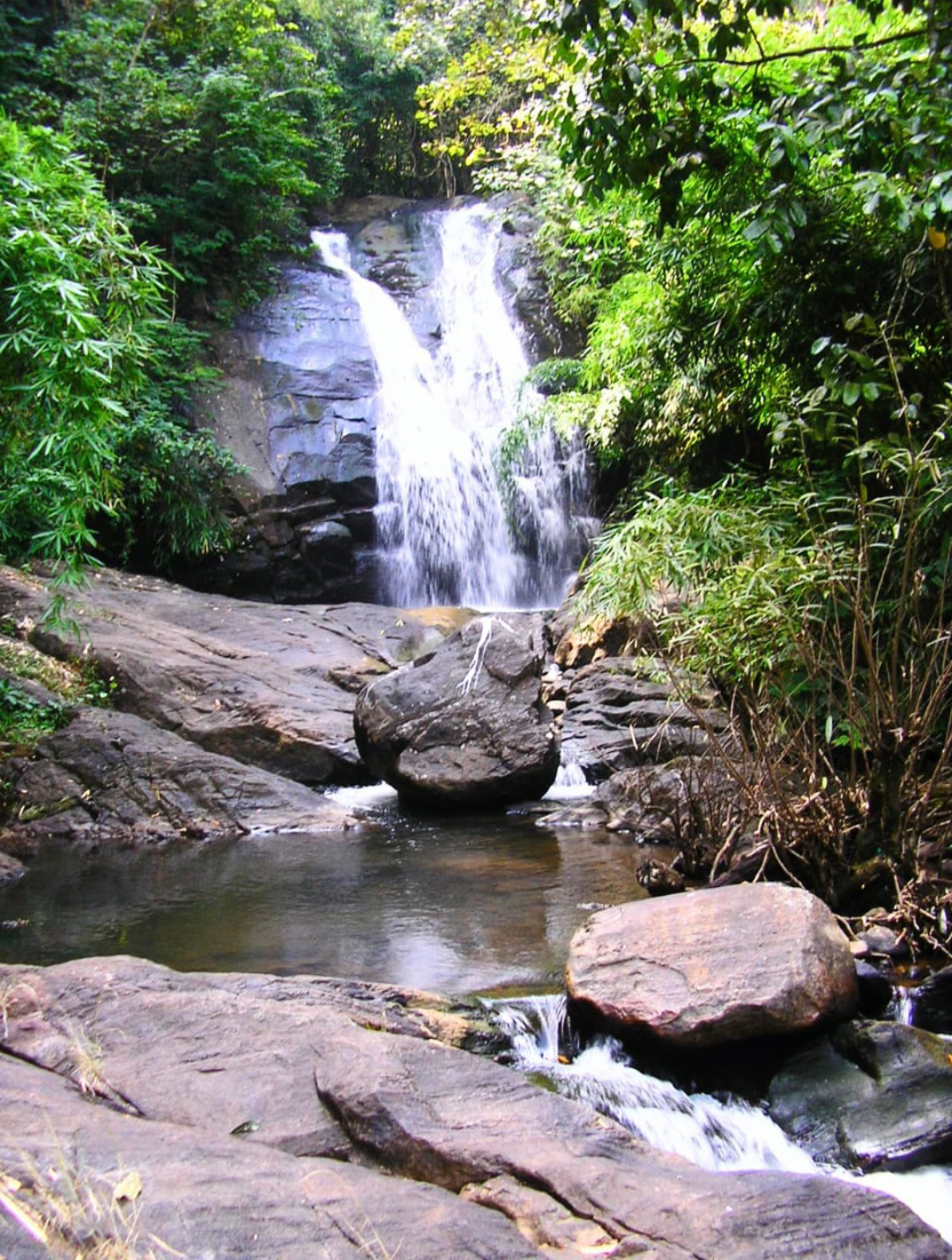 ದಕ್ಷಿಣ ಕನ್ನಡದ ದೇವರಗುಂಡಿ ಜಲಪಾತ