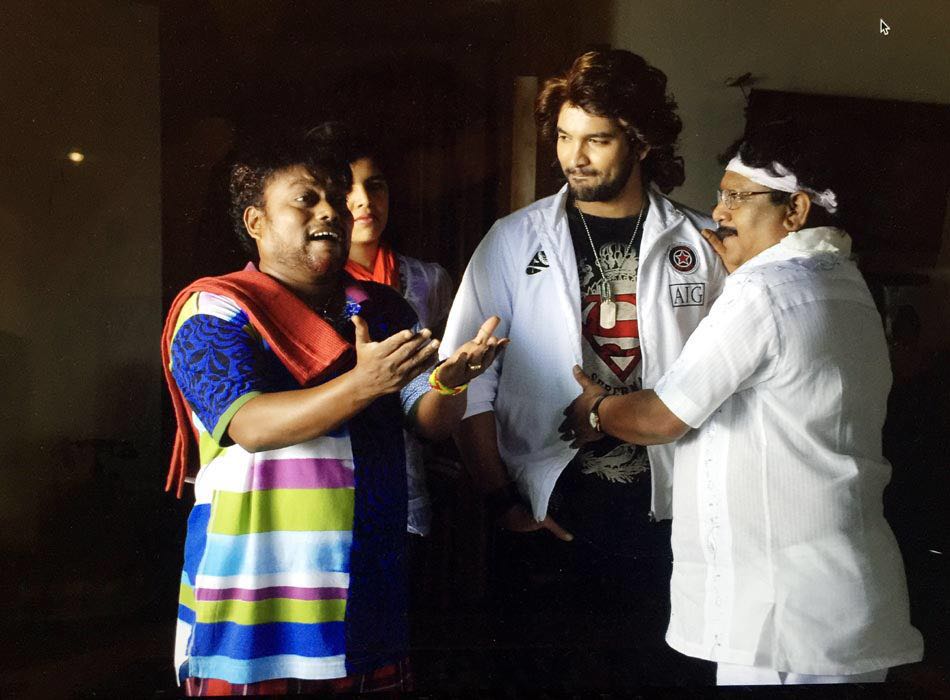 40 ಕೋಟಿ ನಾಗರಹಾವು...!