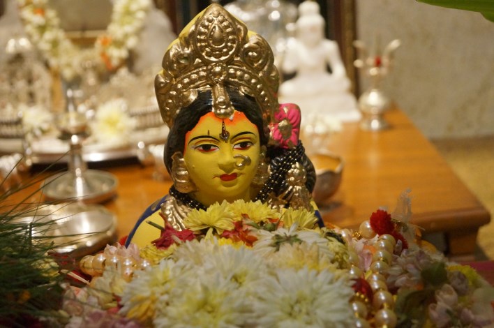 ಸಂಭ್ರಮ ಸಡಗರದಿಂದ ಆಚರಿಸುವ ಗೌರಿ ಹಬ್ಬ 