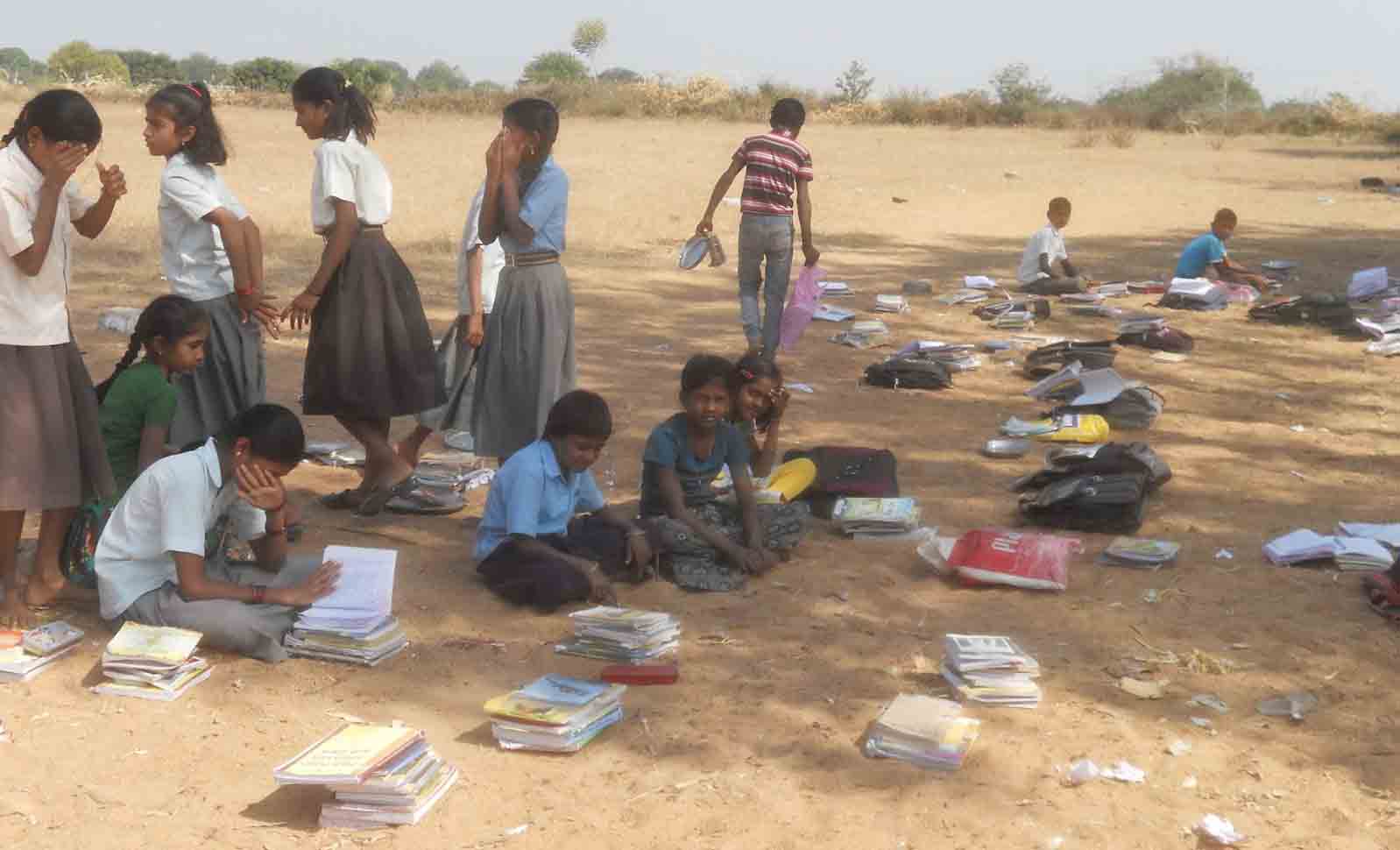 ಸರ್ಕಾರಿ ಪ್ರಯೋಗ ಶಾಲೆಗೆ ಶೈಕ್ಷಣಿಕ ವ್ಯವಸ್ಥೆ ಬಲಿ